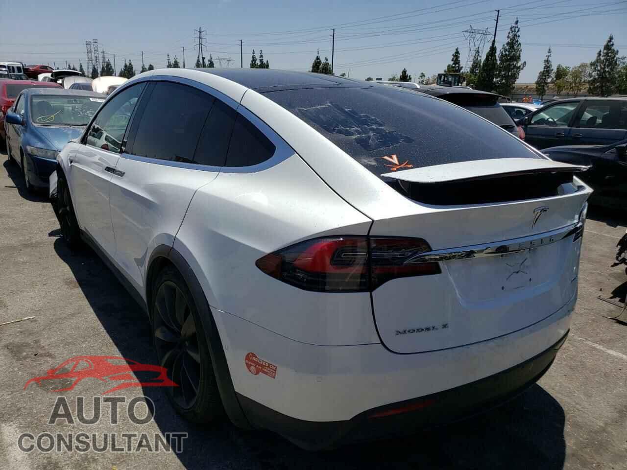 TESLA MODEL X 2018 - 5YJXCDE22JF120179