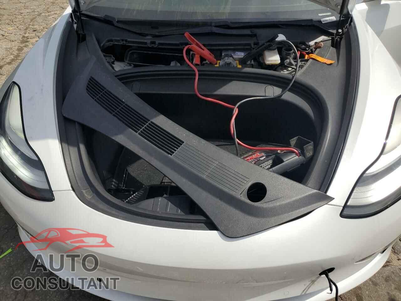 TESLA MODEL 3 2018 - 5YJ3E1EA0JF164891