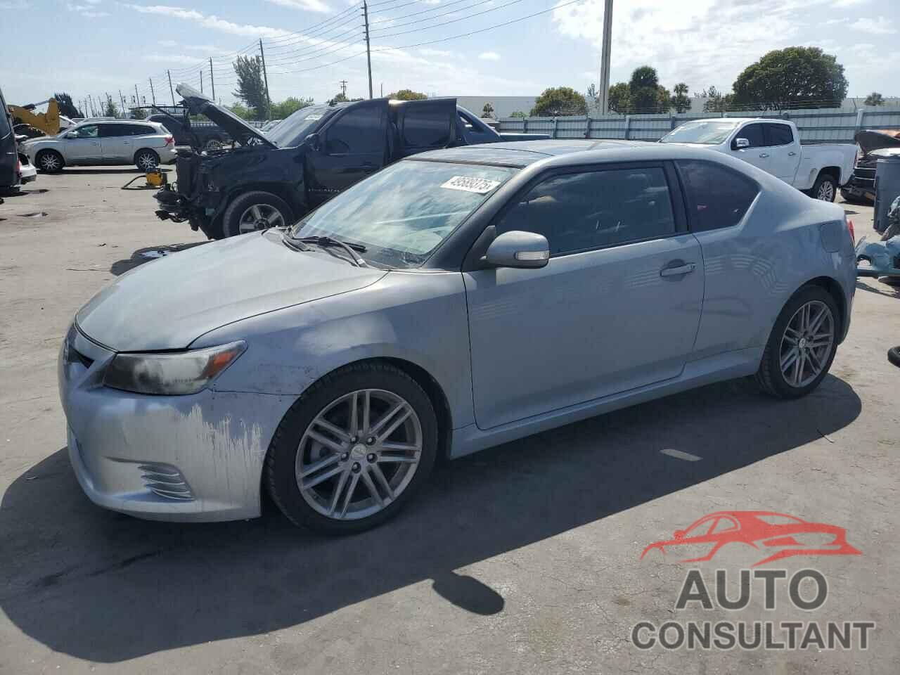 TOYOTA SCION 2012 - JTKJF5C77C3027717
