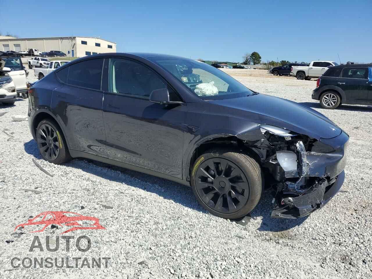 TESLA MODEL Y 2025 - 7SAYGAEEXSF253326