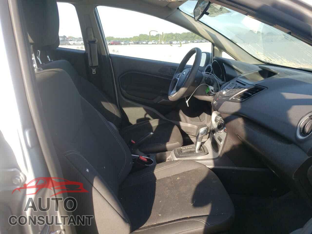 FORD FIESTA 2017 - 3FADP4EJ0HM152994