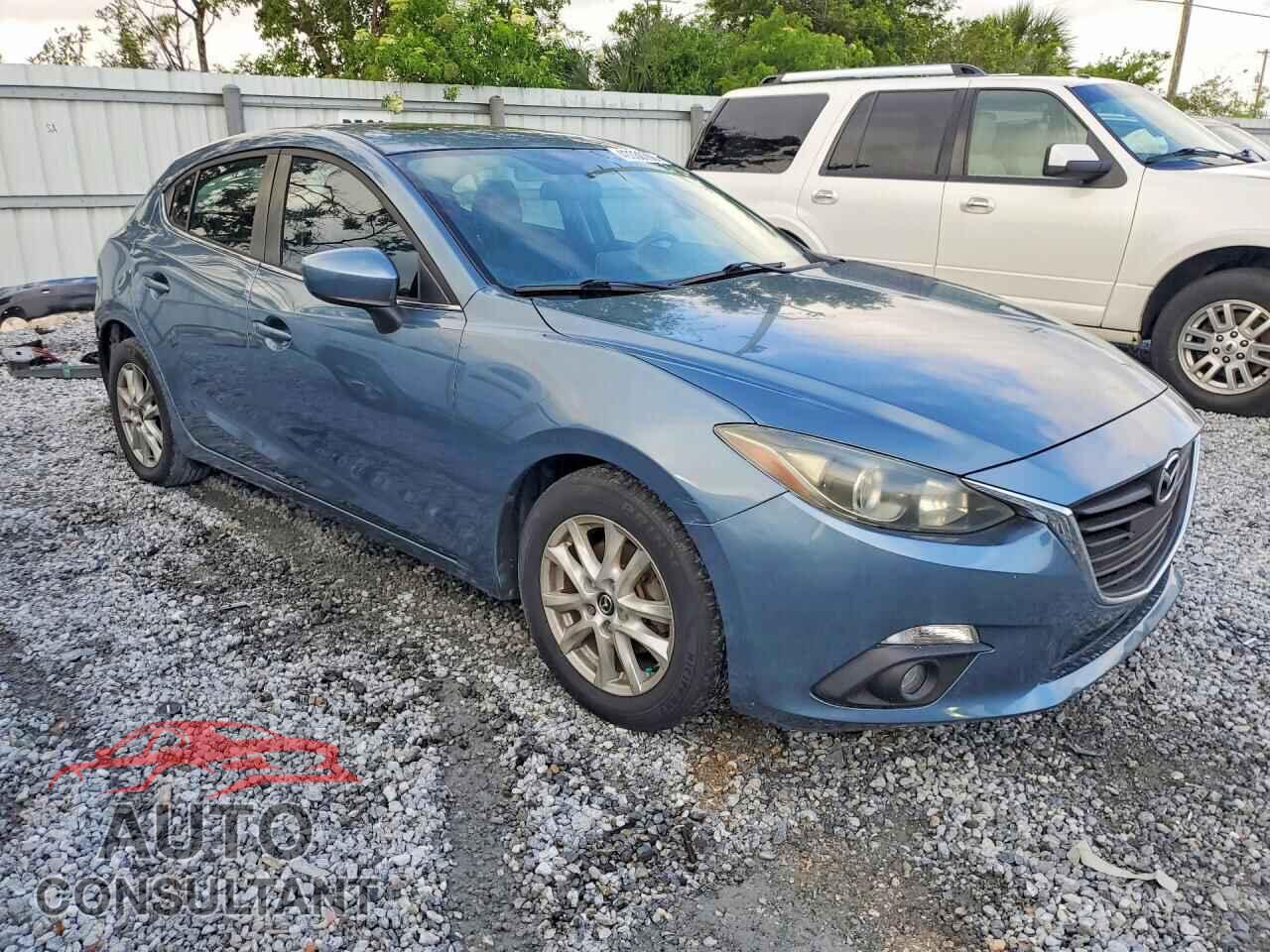 MAZDA 3 2015 - JM1BM1M74F1235918