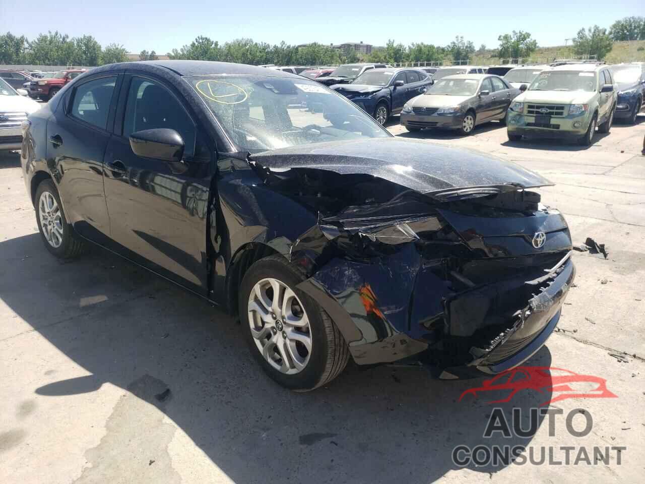 TOYOTA YARIS 2017 - 3MYDLBYV4HY163354