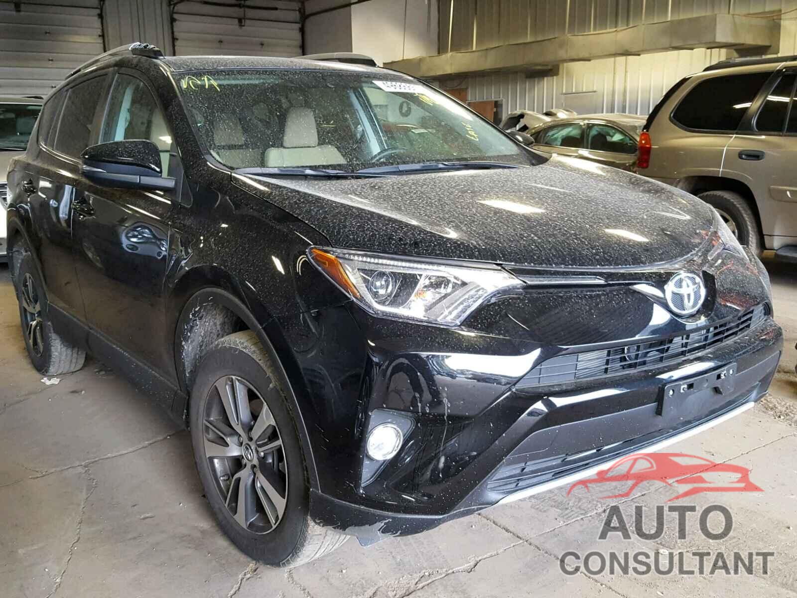 TOYOTA RAV4 XLE 2016 - 2T3RFREV2GW496665