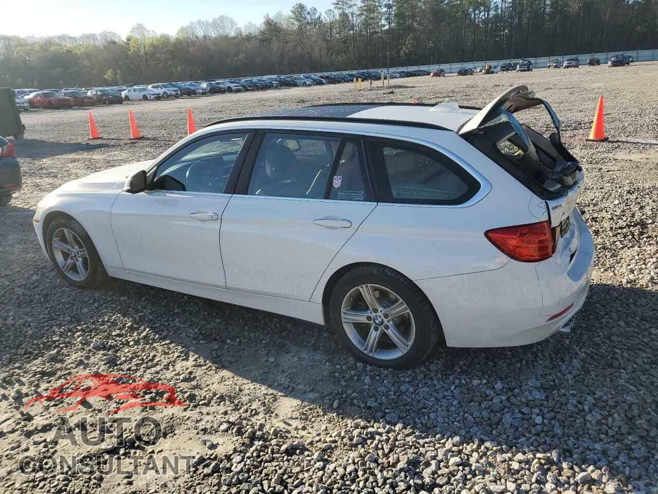 BMW 3 SERIES 2015 - WBA3G7C52FK296609