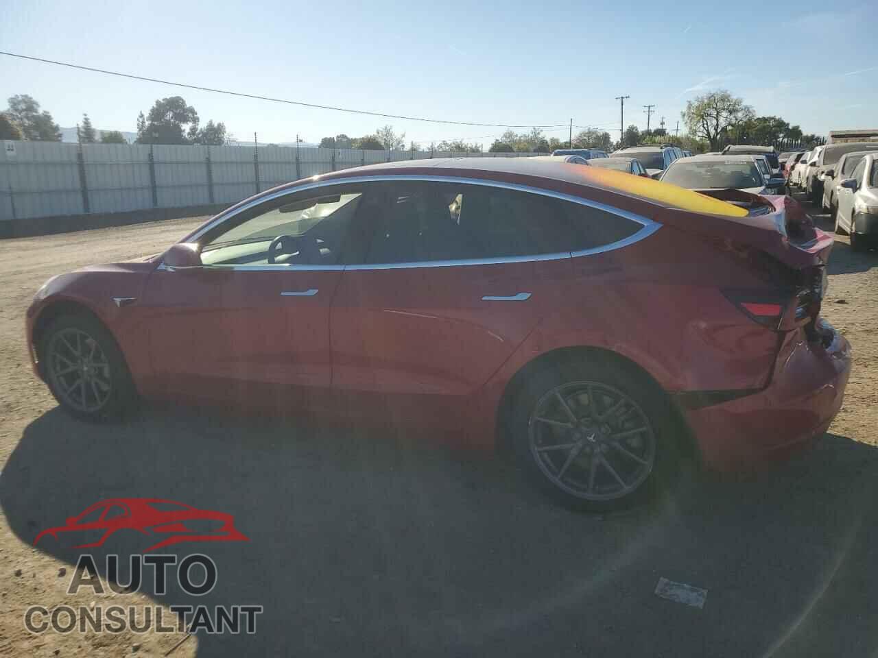 TESLA MODEL 3 2018 - 5YJ3E1EA8JF011675