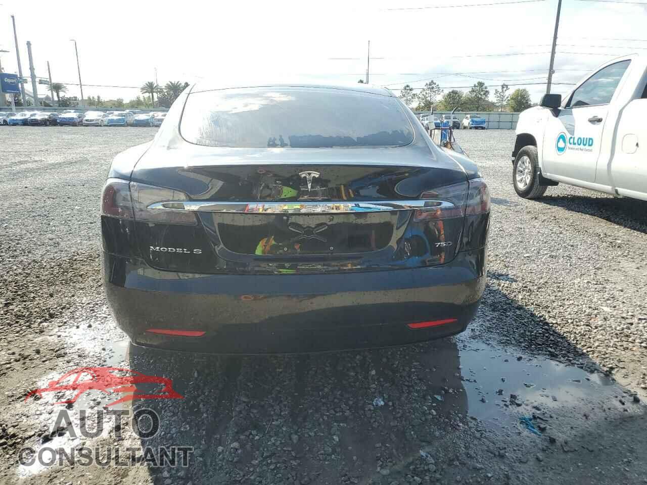 TESLA MODEL S 2018 - 5YJSA1E28JF231866