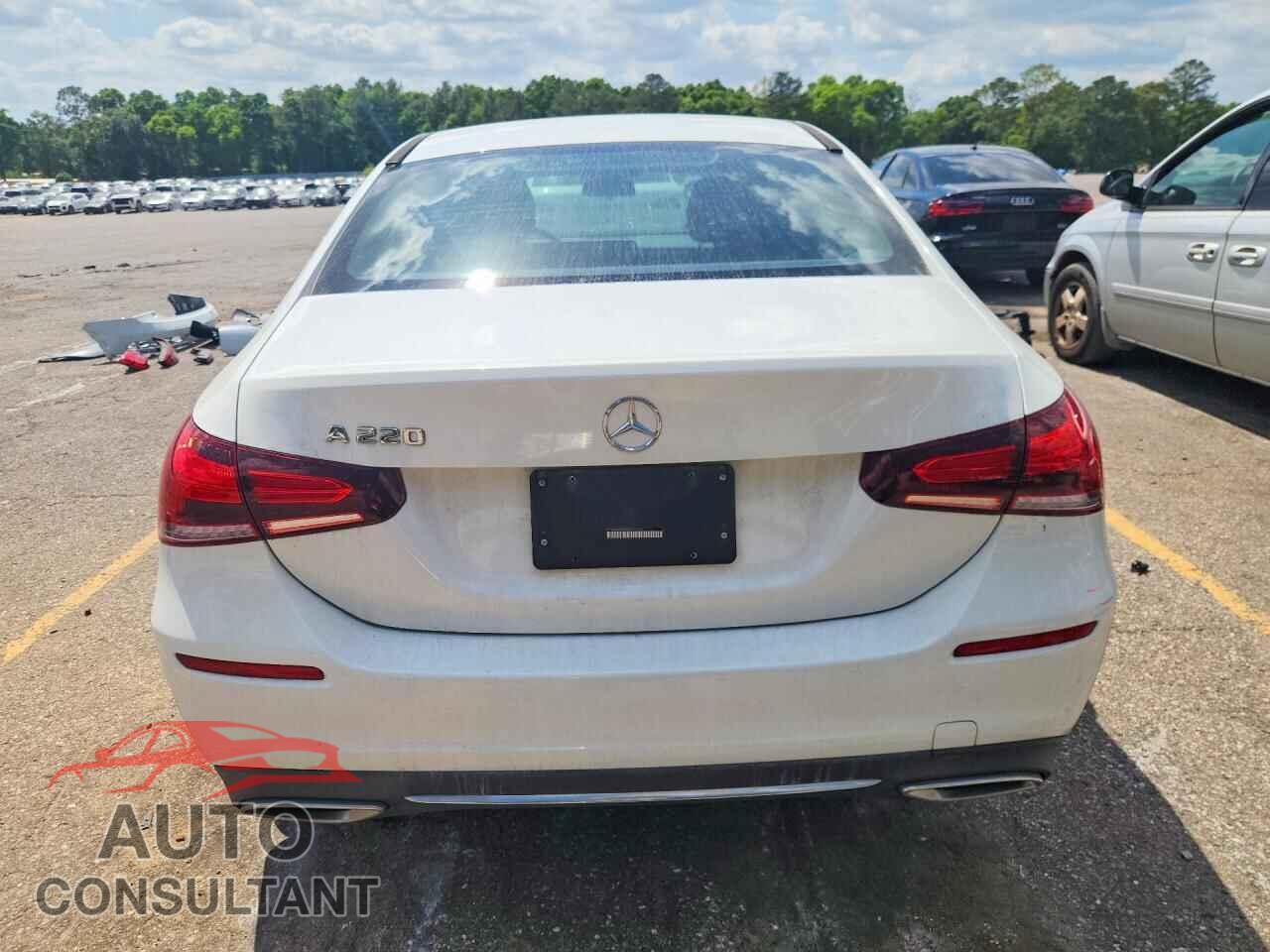 MERCEDES-BENZ A-CLASS 2021 - W1K3G4EB5MJ311178