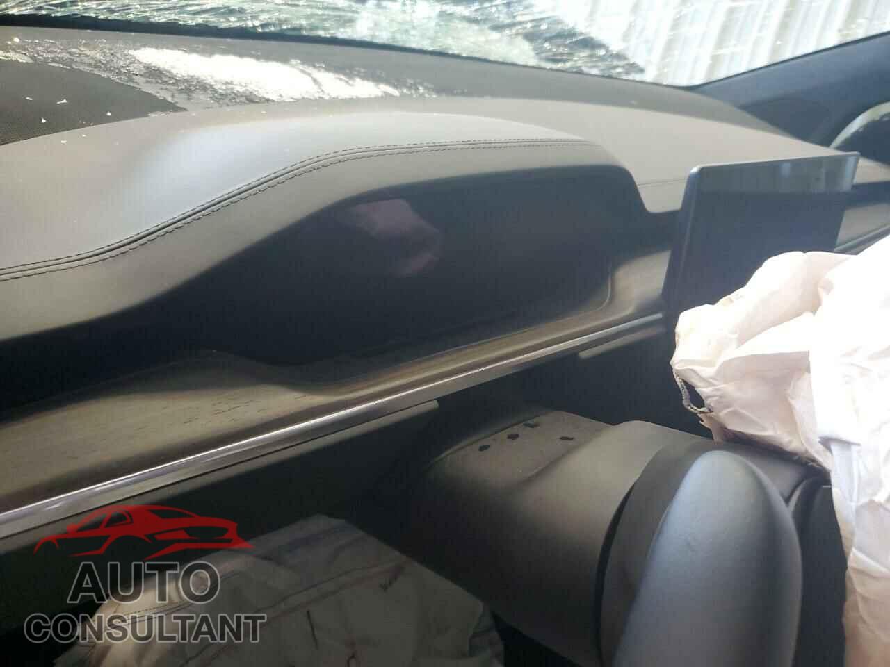 TESLA MODEL X 2023 - 7SAXCBE57PF366932