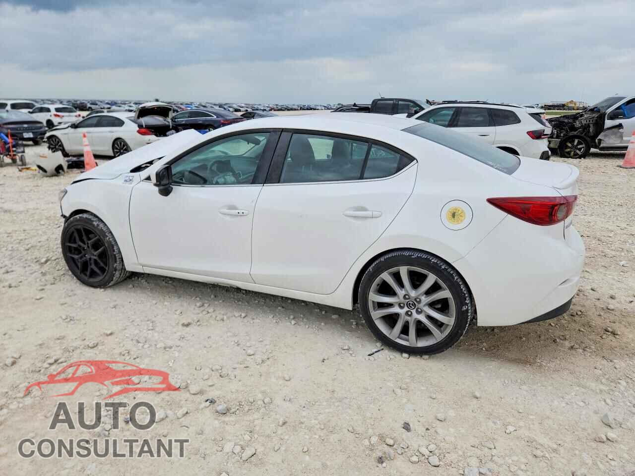 MAZDA 3 2017 - 3MZBN1W32HM141403