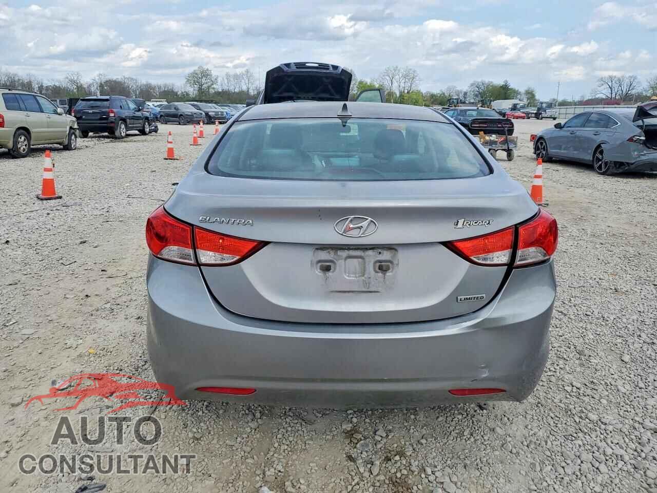 HYUNDAI ELANTRA 2012 - KMHDH4AE1CU314311