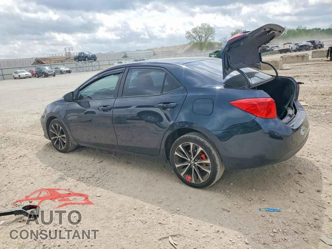 TOYOTA COROLLA 2017 - 5YFBURHE1HP616132
