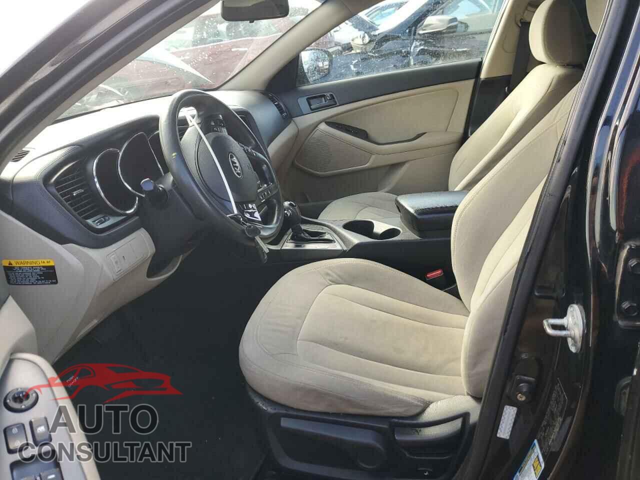 KIA OPTIMA 2011 - KNAGM4A76B5065346