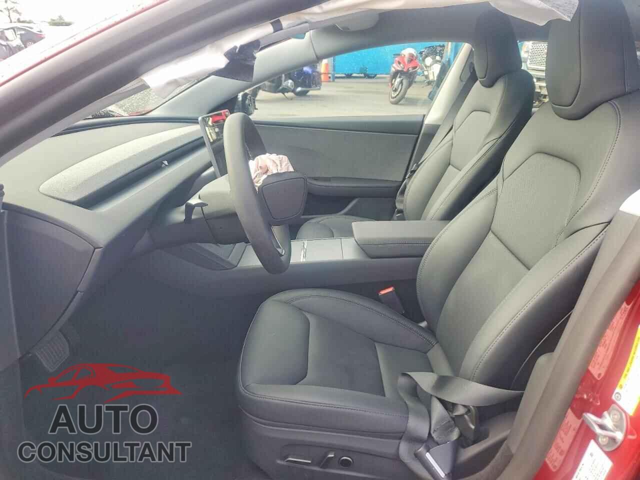 TESLA MODEL 3 2026 - 5YJ3E1EA2TF156827