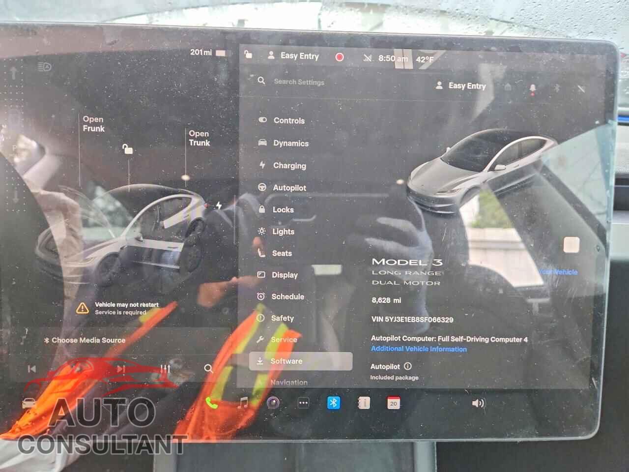 TESLA MODEL 3 2025 - 5YJ3E1EB8SF066329