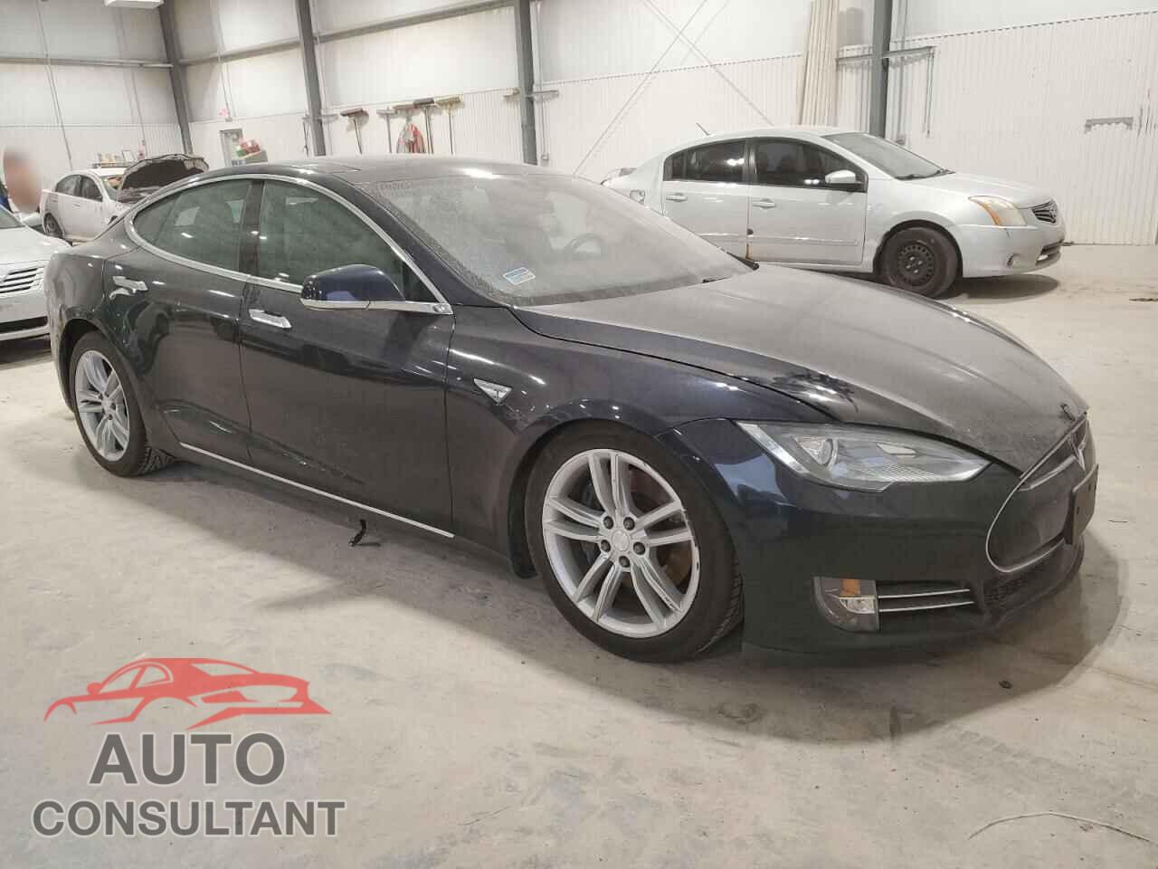 TESLA MODEL S 2015 - 5YJSA1H29FF081527