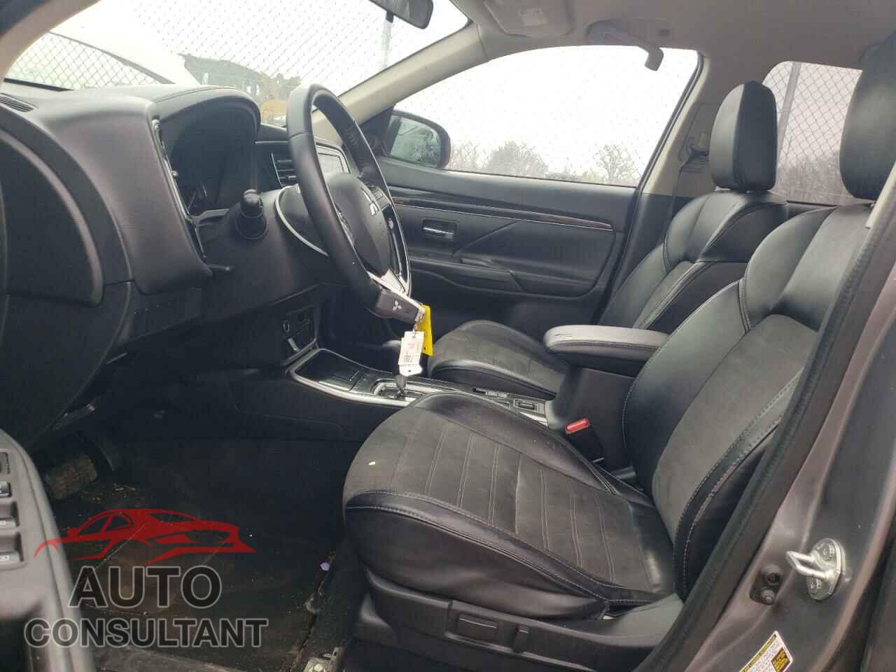 MITSUBISHI OUTLANDER 2019 - JA4AZ3A37KZ042856