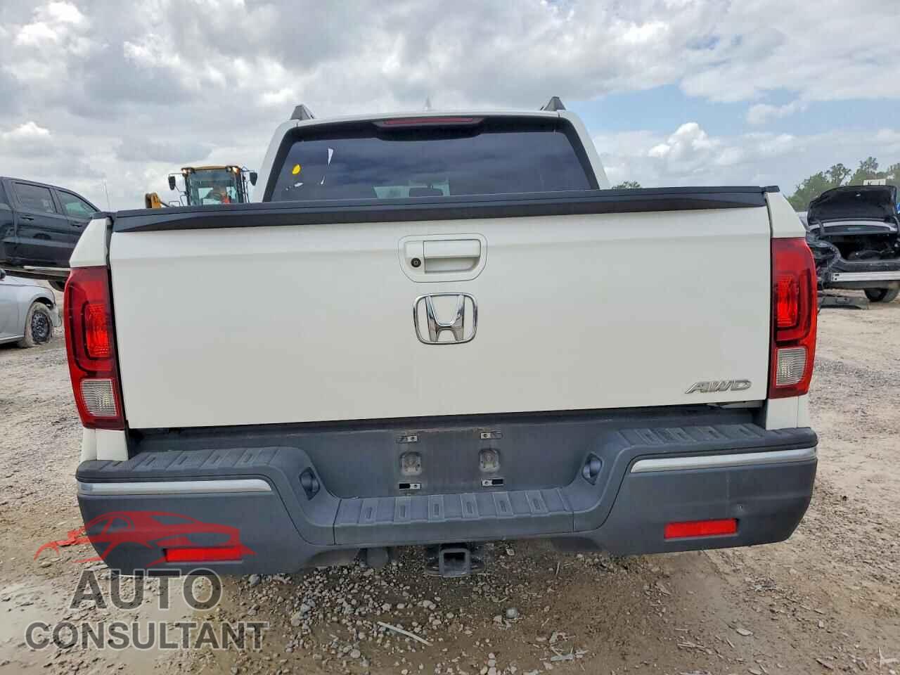 HONDA RIDGELINE 2017 - 5FPYK3F62HB015517