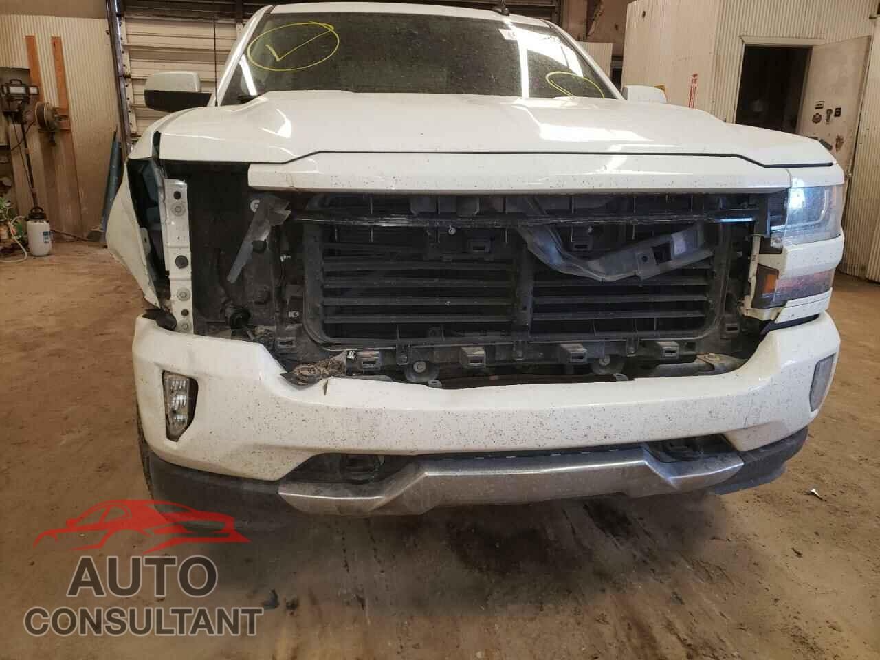 CHEVROLET SILVERADO 2017 - 3GCUKREC6HG177596