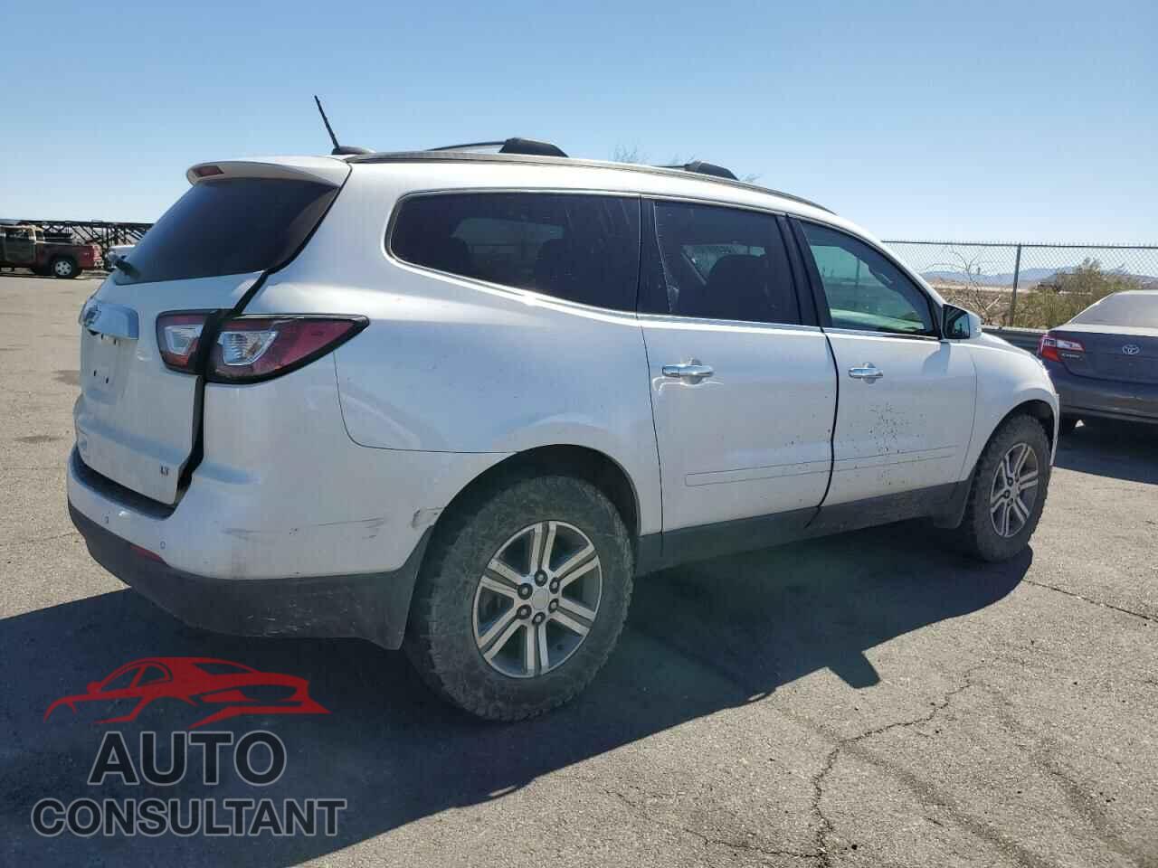 CHEVROLET TRAVERSE 2017 - 1GNKRGKD8HJ123761