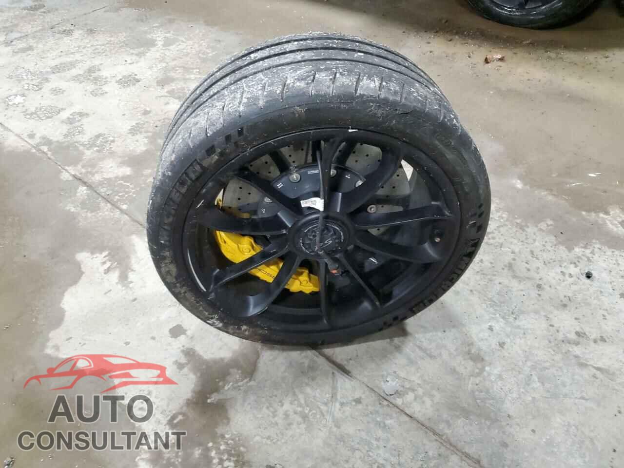 PORSCHE 911 2019 - WP0AF2A95KS165335