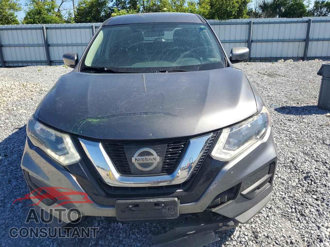 NISSAN ROGUE 2017 - KNMAT2MTXHP584065