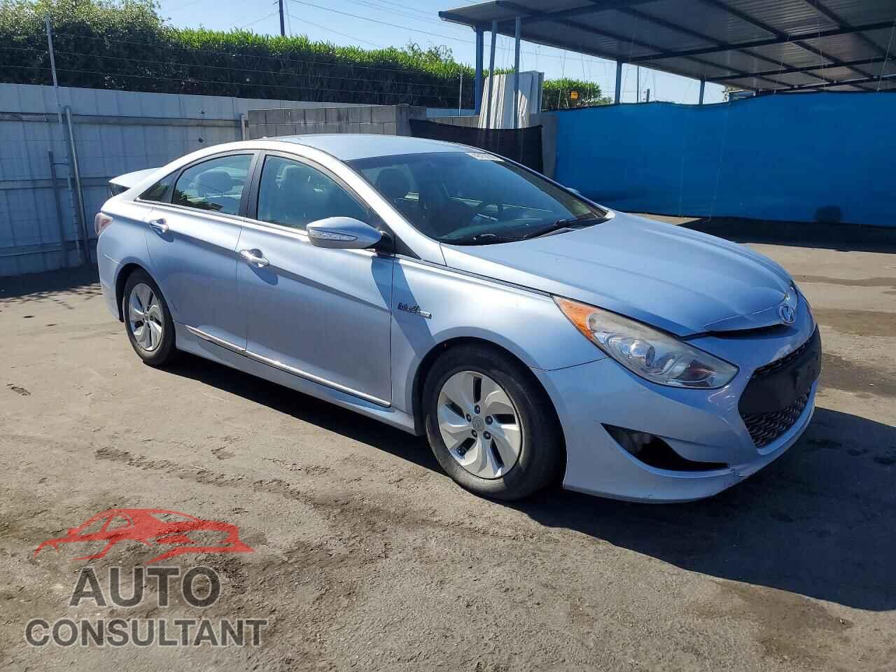 HYUNDAI SONATA 2013 - KMHEC4A42DA093329
