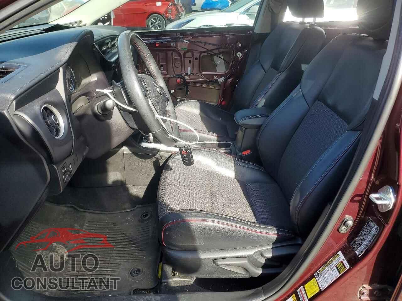 TOYOTA COROLLA 2017 - 5YFBURHE7HP609850