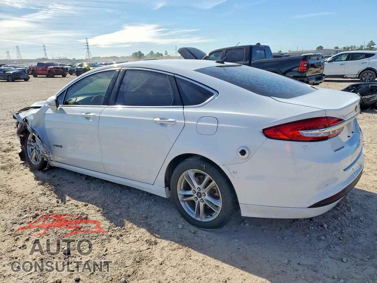 FORD FUSION 2018 - 3FA6P0LU0JR129819