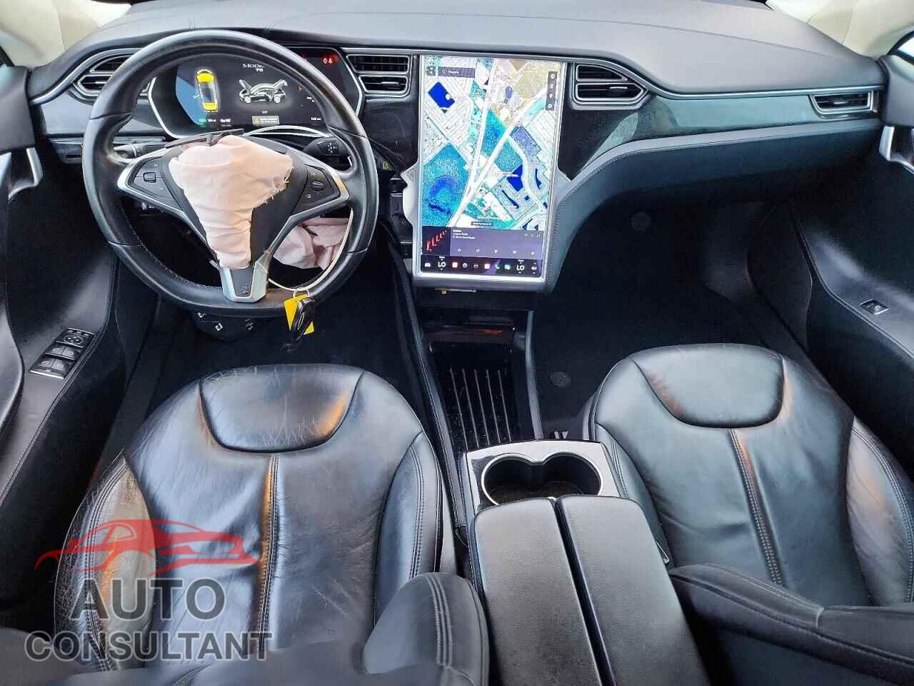 TESLA MODEL S 2015 - 5YJSA1E12FF115822