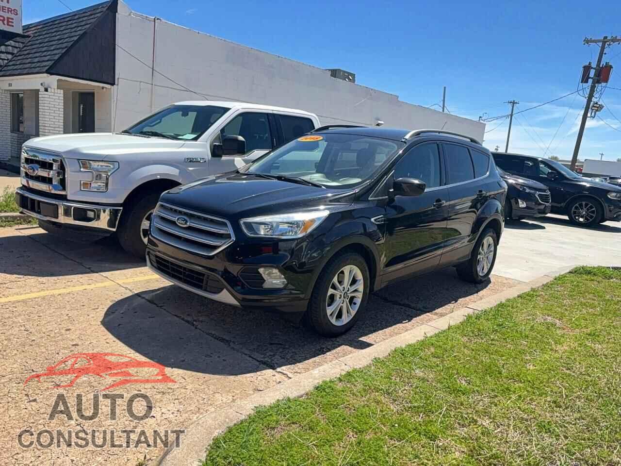 FORD ESCAPE 2018 - 1FMCU0GDXJUD39154