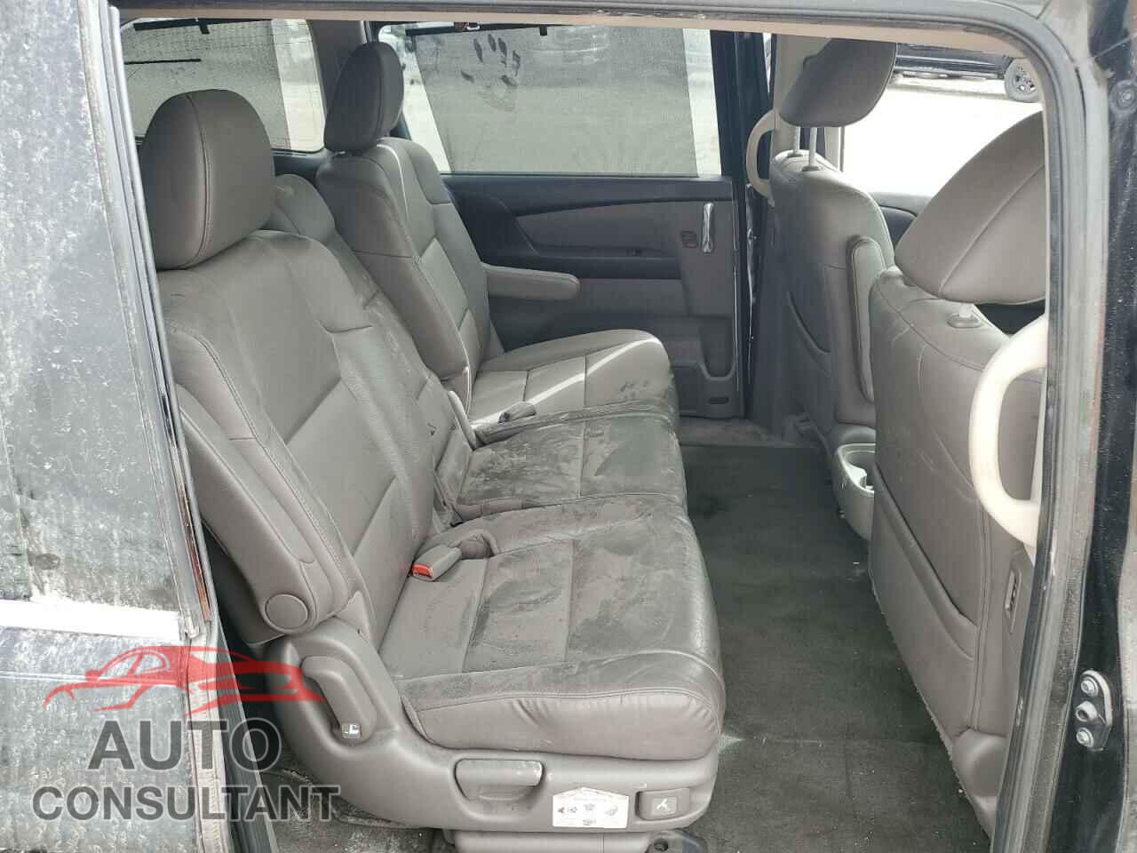 HONDA ODYSSEY 2015 - 5FNRL5H97FB102727