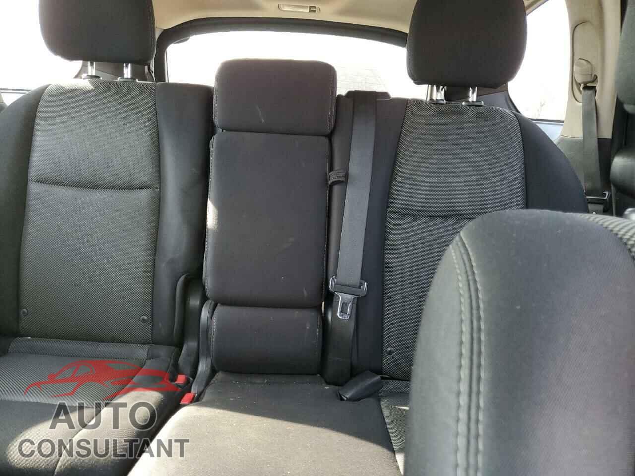 NISSAN PATHFINDER 2017 - 5N1DR2MN3HC607153