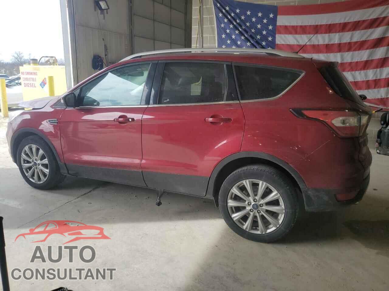 FORD ESCAPE 2017 - 1FMCU0JD2HUD27597