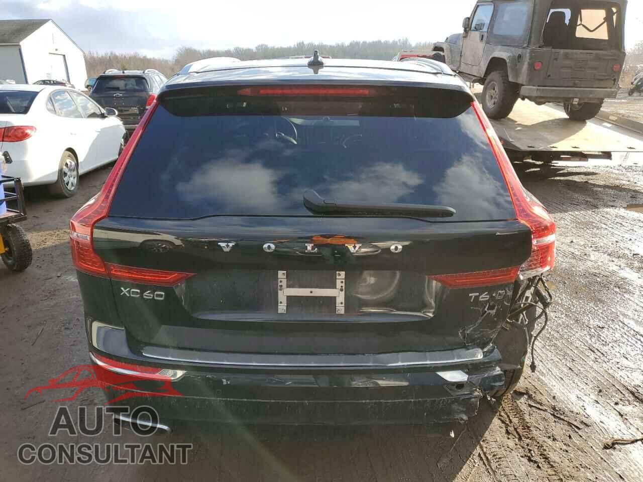 VOLVO XC60 2018 - LYVA22RL2JB086875