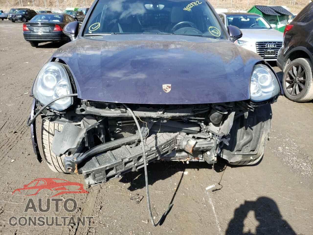 PORSCHE CAYENNE 2018 - WP1AA2A2XJKA00329