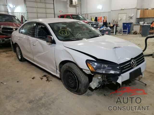 VOLKSWAGEN PASSAT 2015 - 1VWAS7A38FC082886