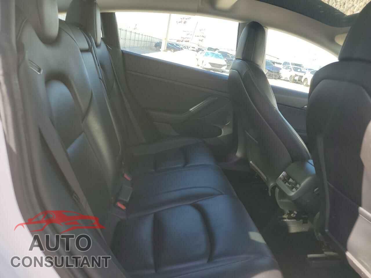 TESLA MODEL 3 2021 - 5YJ3E1EA3MF092220