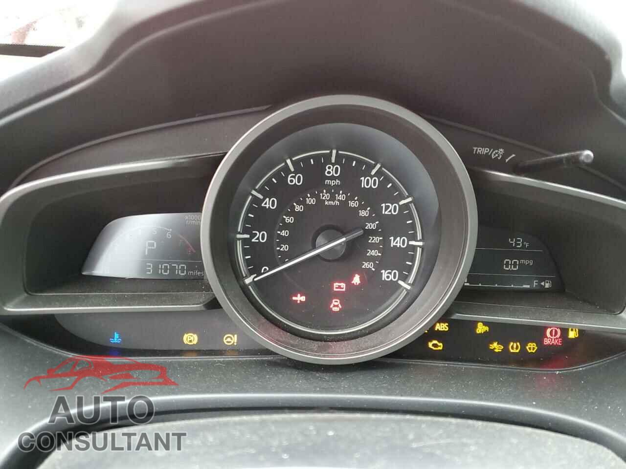 MAZDA 3 2018 - 3MZBN1L33JM248664