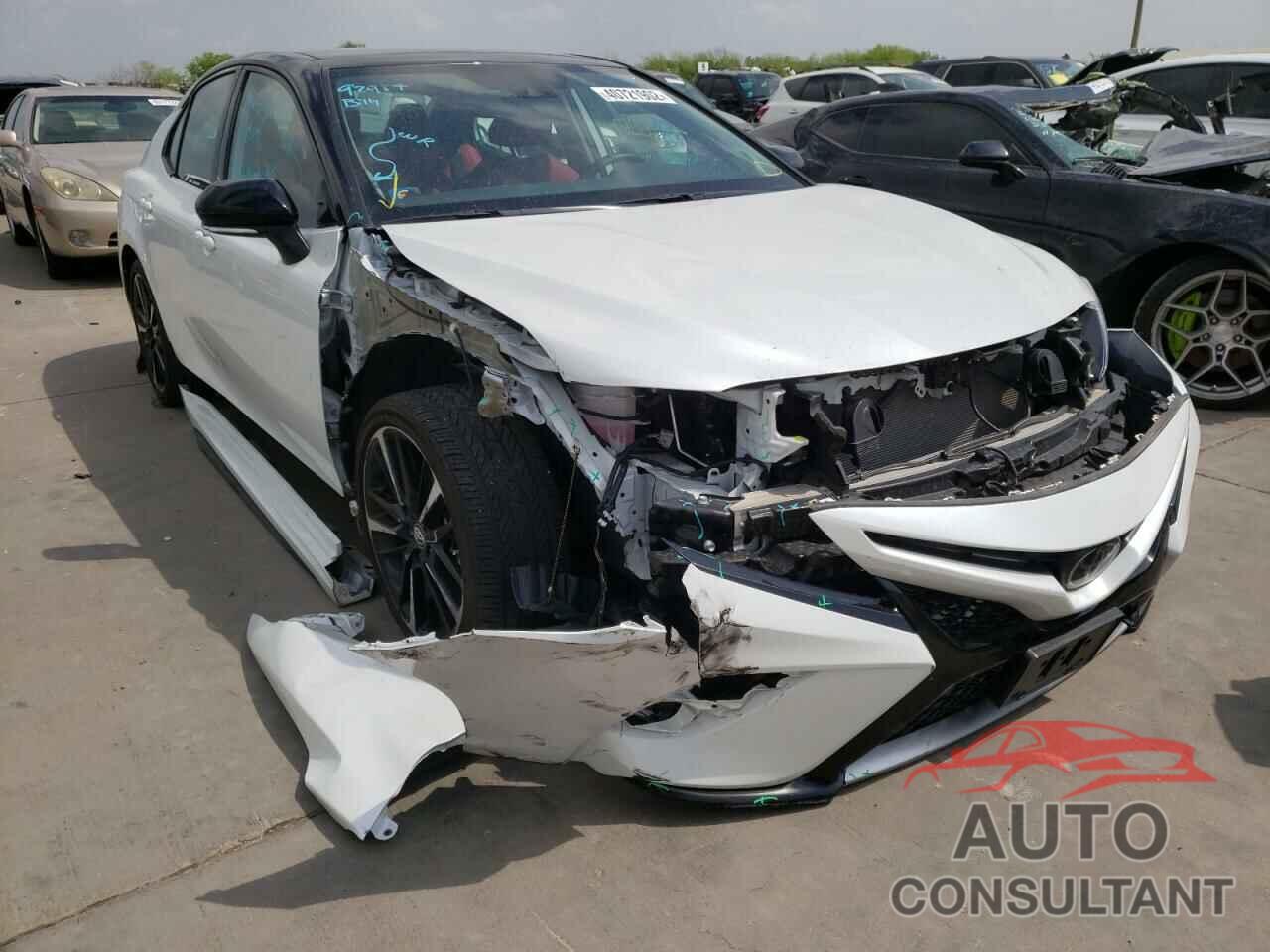 TOYOTA CAMRY 2019 - 4T1B61HK6KU298290