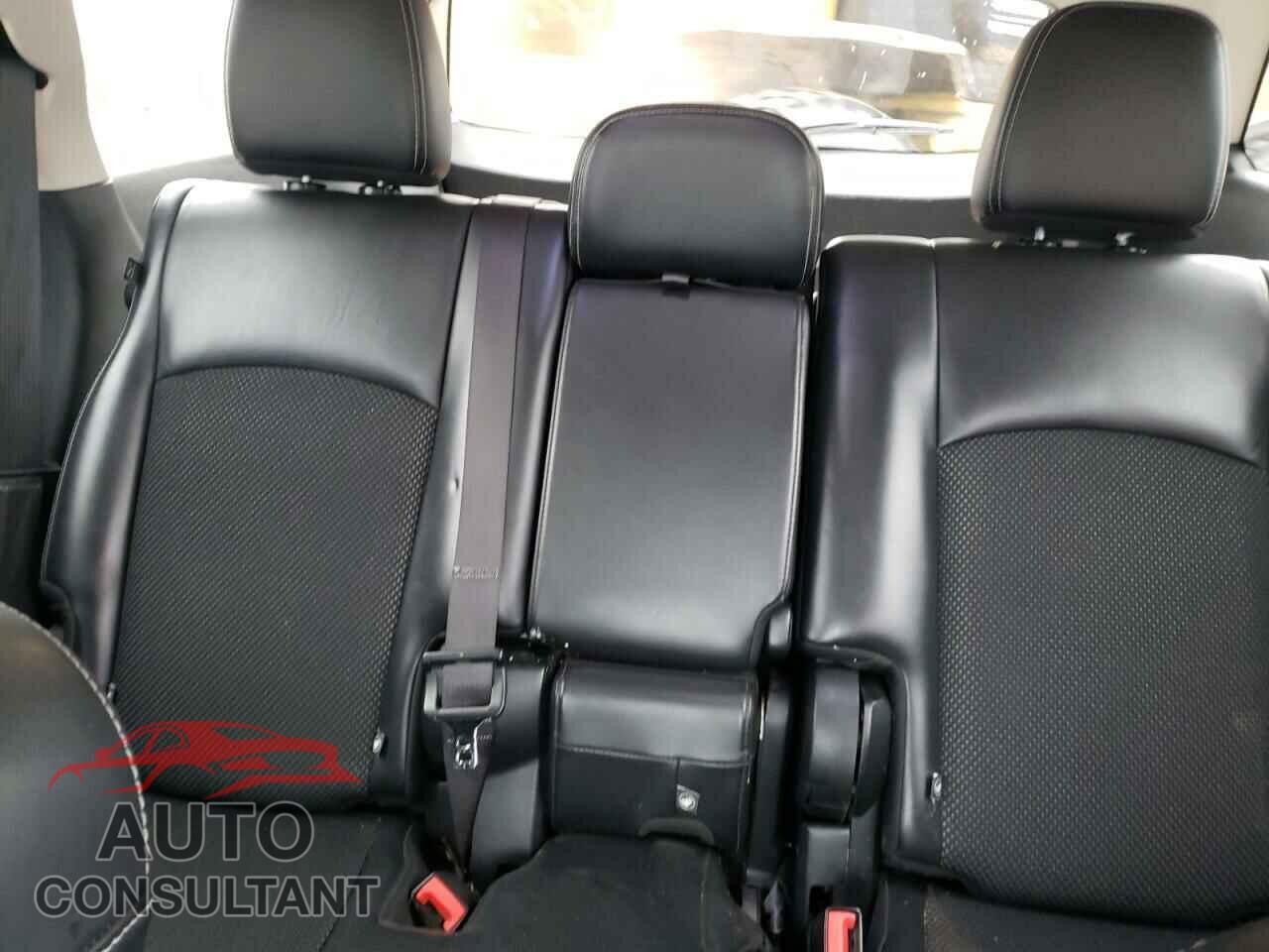 DODGE JOURNEY 2017 - 3C4PDCGB8HT612506