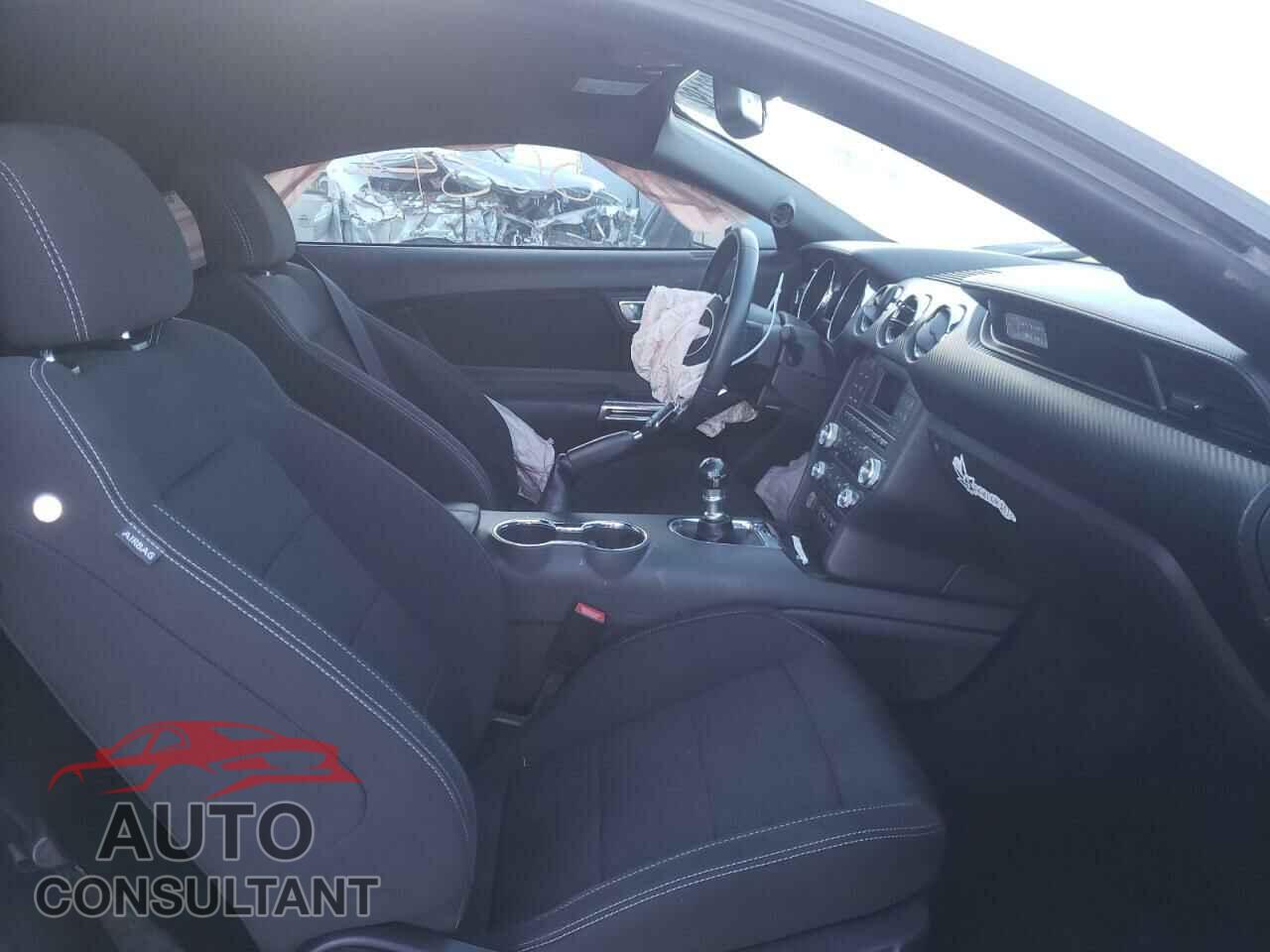 FORD MUSTANG 2017 - 1FA6P8AM0H5271909