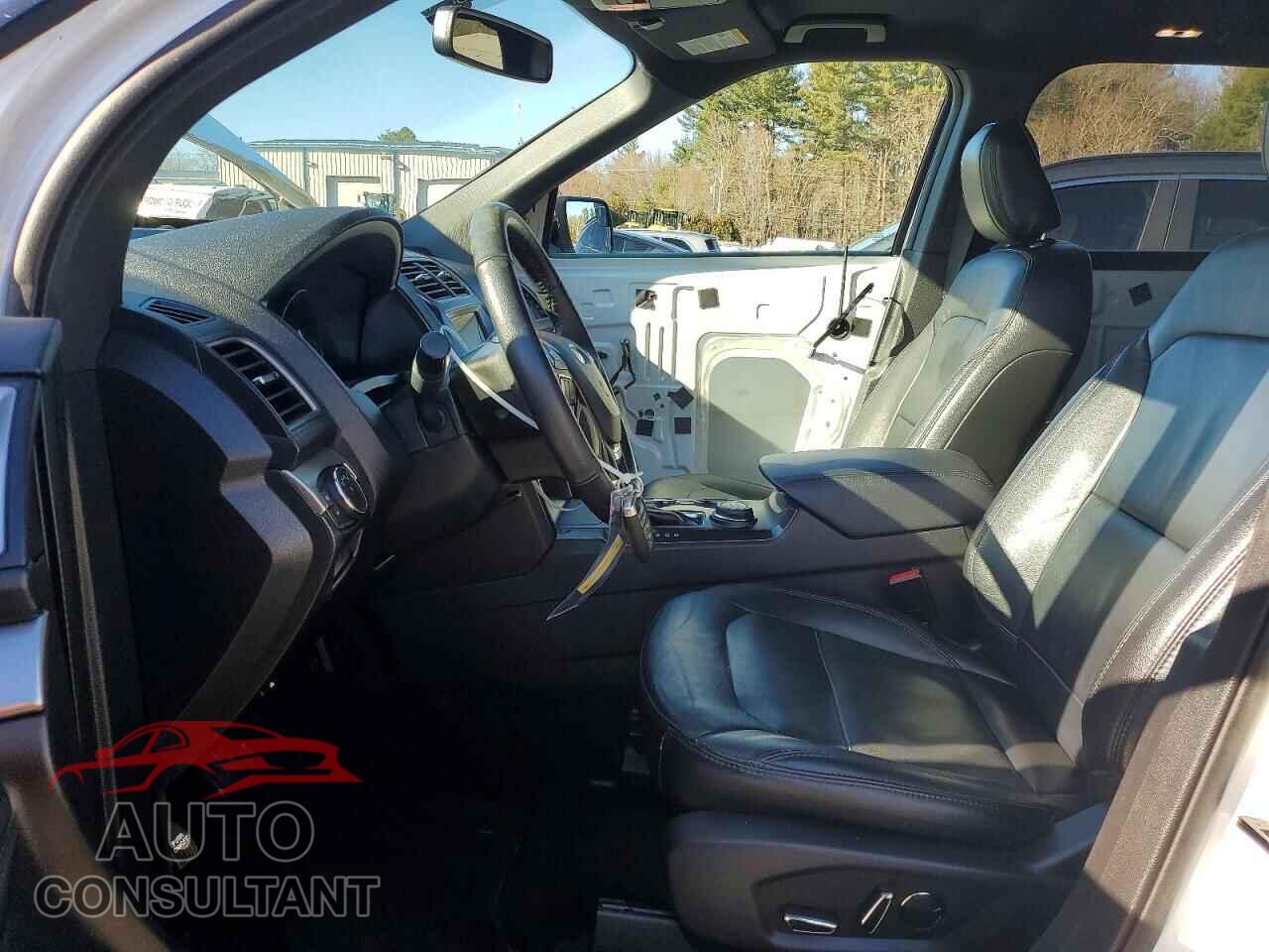 FORD EXPLORER 2018 - 1FM5K8D87JGB82735