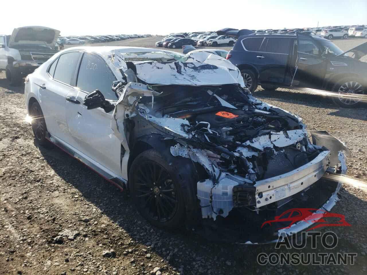 TOYOTA CAMRY 2021 - 4T1G11BK2MU044317