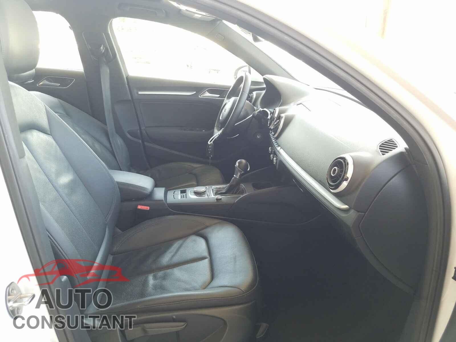 AUDI A3 2015 - WAUACGFF4F1124191