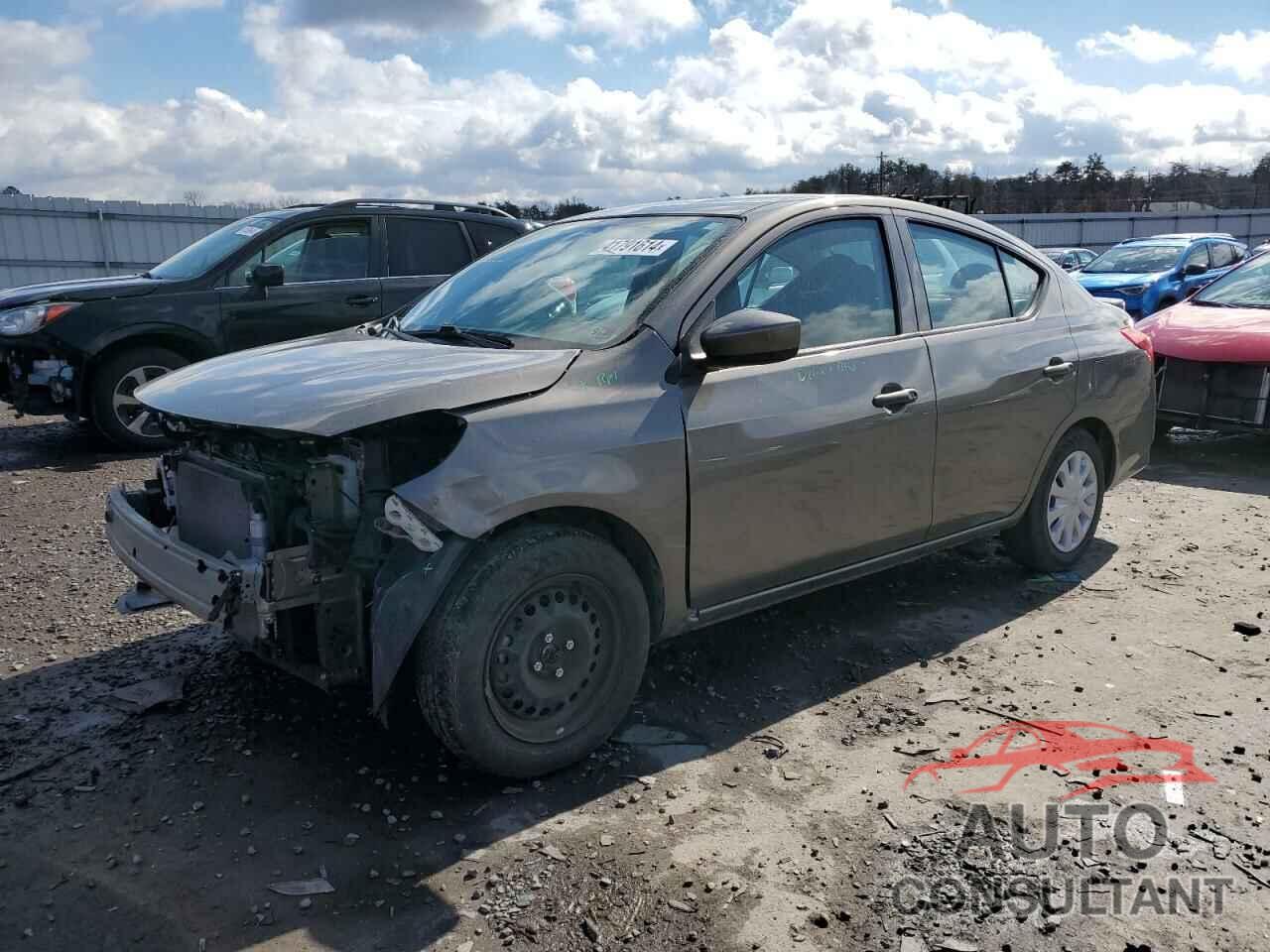 NISSAN VERSA 2017 - 3N1CN7AP2HL889100