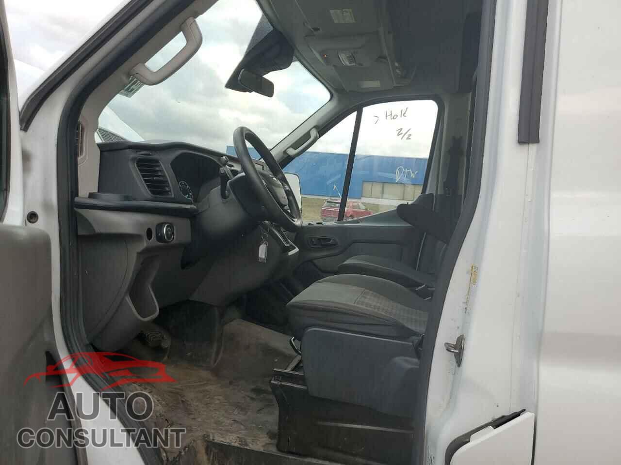 FORD TRANSIT 2020 - 1FTBR2C83LKA04418