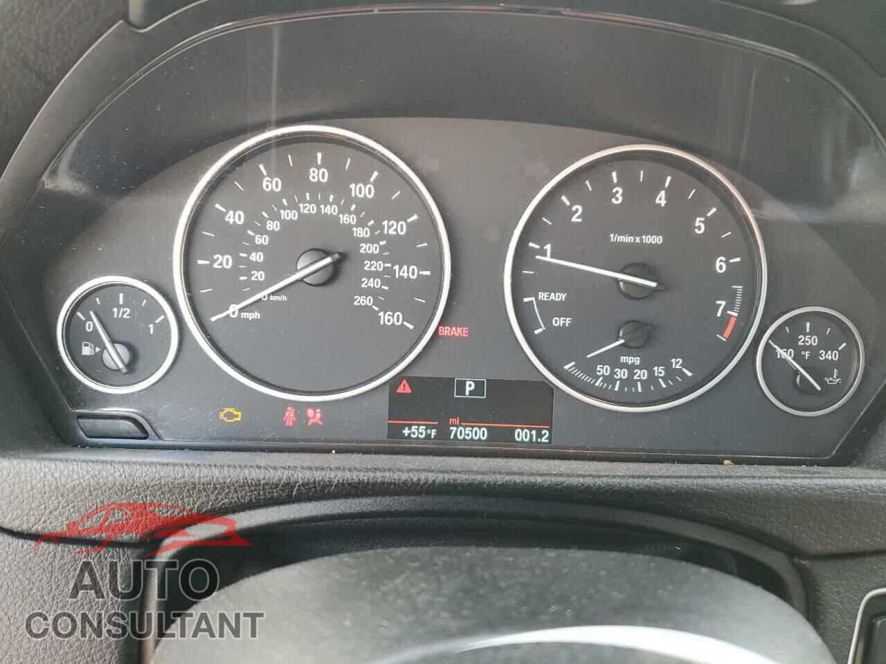 BMW 3 SERIES 2016 - WBA8E1G54GNU10547