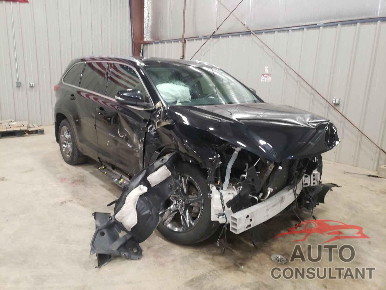 TOYOTA HIGHLANDER 2019 - 5TDDZRFH5KS916388