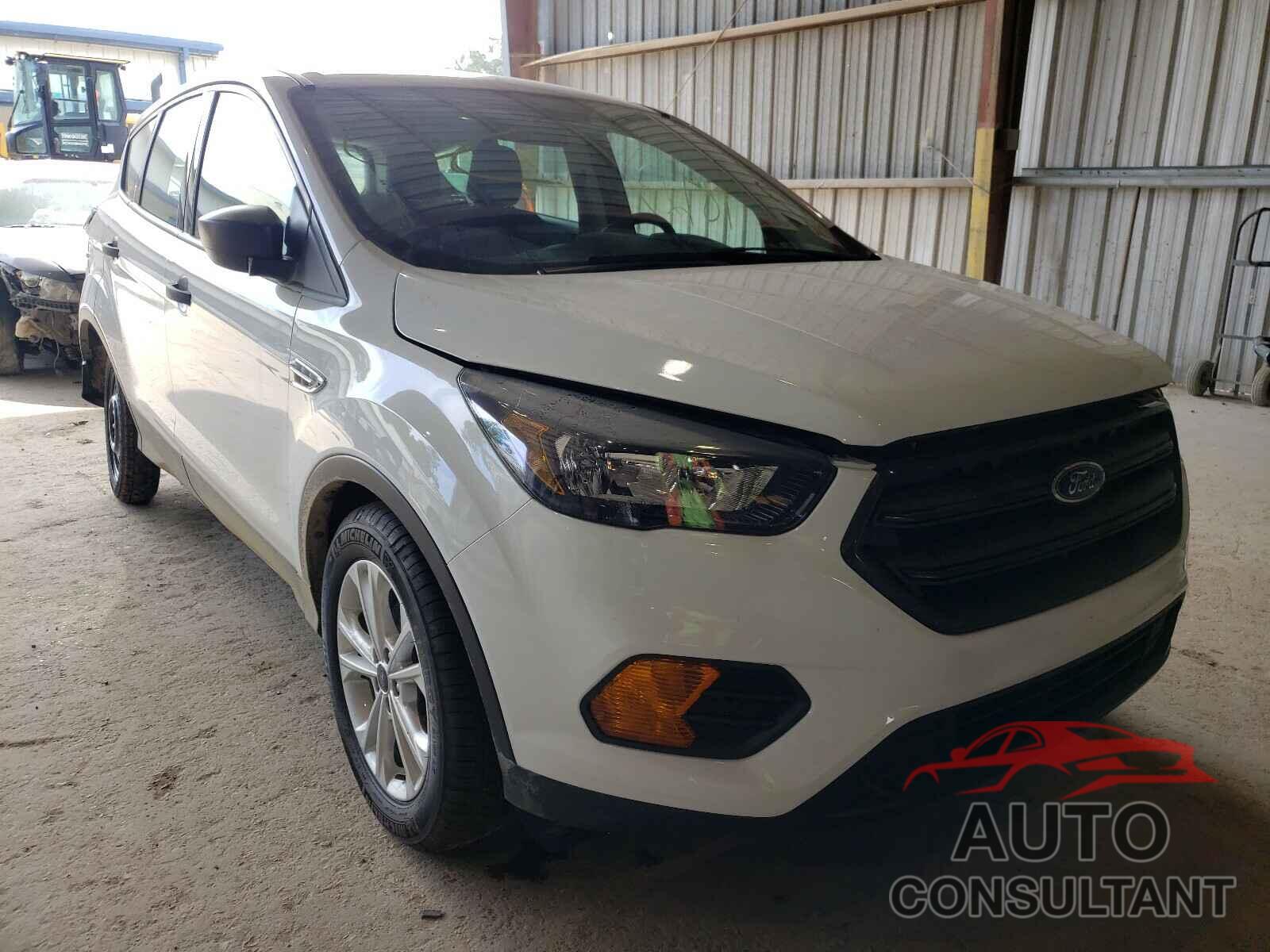 FORD ESCAPE 2018 - 1FMCU0F77JUD00338